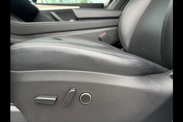Tesla Model Y Performance AWD 75 kWh - Automaat - Panodak - Leder - Navi