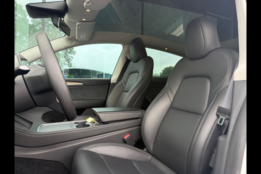 Tesla Model Y Performance AWD 75 kWh - Automaat - Panodak - Leder - Navi