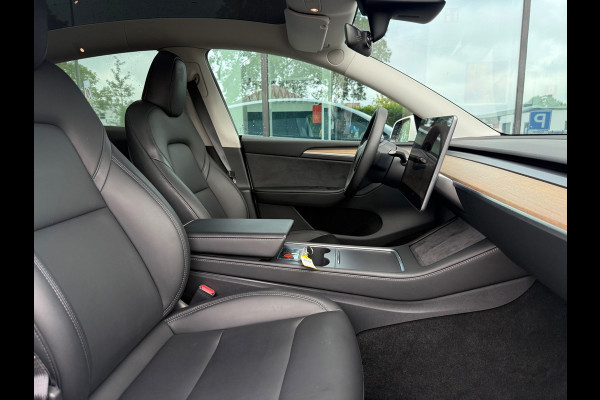 Tesla Model Y Performance AWD 75 kWh - Automaat - Panodak - Leder - Navi