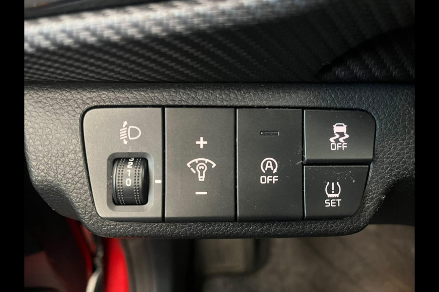 Kia Stonic 1.0 74kW GT Line Automaat Navigatie Apple Carplay Android Auto Camera Parkeersensoren achter Adaptive Cruise Control Stoel- en stuurverwarming Full Led Half leder Climate Control Lichtmetalen velgen