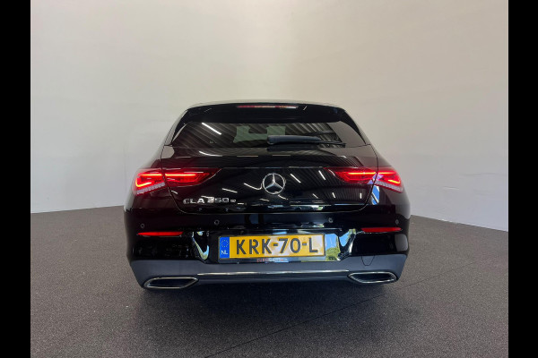 Mercedes-Benz CLA-Klasse Shooting Brake 250 e Business SoH 93% Panoramadak Trekhaak Navigatie Camera Parkeerhulp Cruise control Stoelverwarming Virtual Cockpit Full Led Half leder Climate Control Lichtmetalen velgen