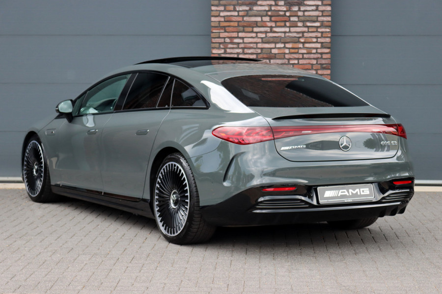 Mercedes-Benz EQS AMG 53 4MATIC+ 108 kWh | Manufaktur | Keramisch | Achterasbesturing | Hyperscreen | Carbon | HUD | Massage | Verwarmd Stuurwiel | Stoelventilatie | Luchtvering |