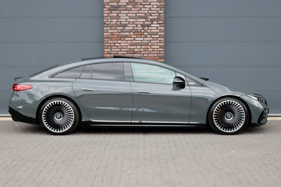 Mercedes-Benz EQS AMG 53 4MATIC+ 108 kWh | Manufaktur | Keramisch | Achterasbesturing | Hyperscreen | Carbon | HUD | Massage | Verwarmd Stuurwiel | Stoelventilatie | Luchtvering |