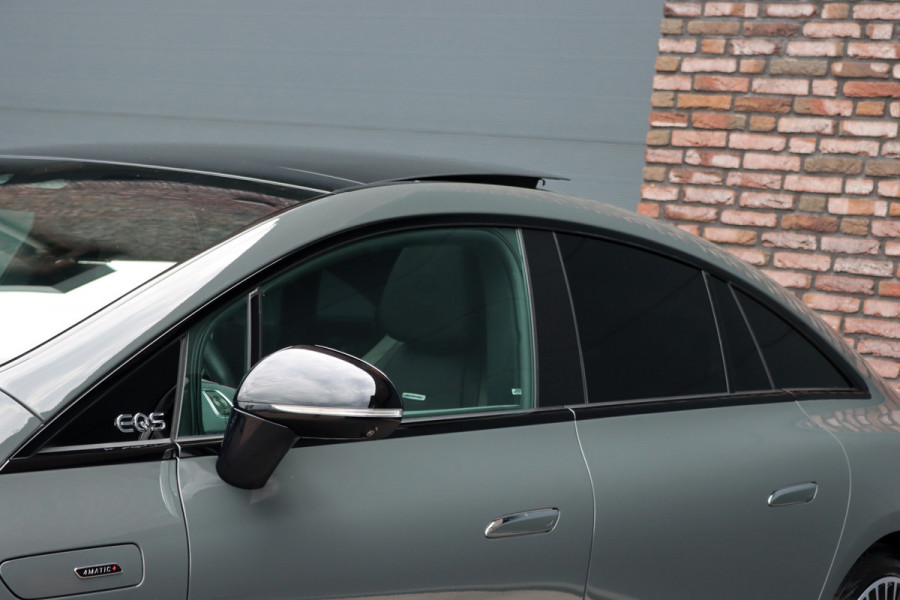 Mercedes-Benz EQS AMG 53 4MATIC+ 108 kWh | Manufaktur | Keramisch | Achterasbesturing | Hyperscreen | Carbon | HUD | Massage | Verwarmd Stuurwiel | Stoelventilatie | Luchtvering |