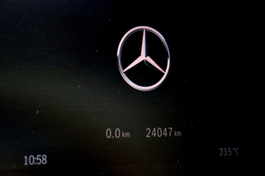 Mercedes-Benz EQS AMG 53 4MATIC+ 108 kWh | Manufaktur | Keramisch | Achterasbesturing | Hyperscreen | Carbon | HUD | Massage | Verwarmd Stuurwiel | Stoelventilatie | Luchtvering |