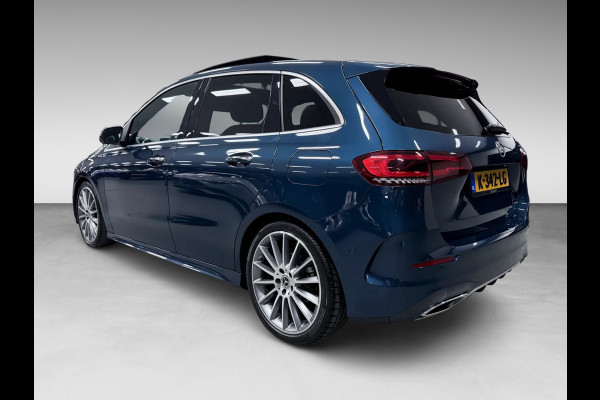 Mercedes-Benz B-Klasse 180 AMG-EDITION PREMIUM PLUS 19'' PANO/BURMESTER/STOEL-M/SFEERVERL/360CAM/DAB/CARPLAY///