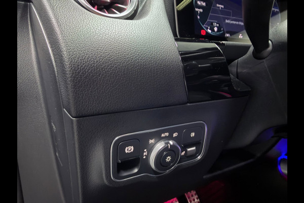 Mercedes-Benz B-Klasse 180 AMG-EDITION PREMIUM PLUS 19'' PANO/BURMESTER/STOEL-M/SFEERVERL/360CAM/DAB/CARPLAY///