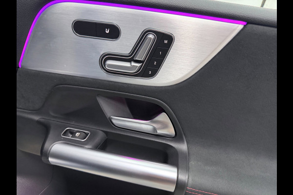 Mercedes-Benz B-Klasse 180 AMG-EDITION PREMIUM PLUS 19'' PANO/BURMESTER/STOEL-M/SFEERVERL/360CAM/DAB/CARPLAY///