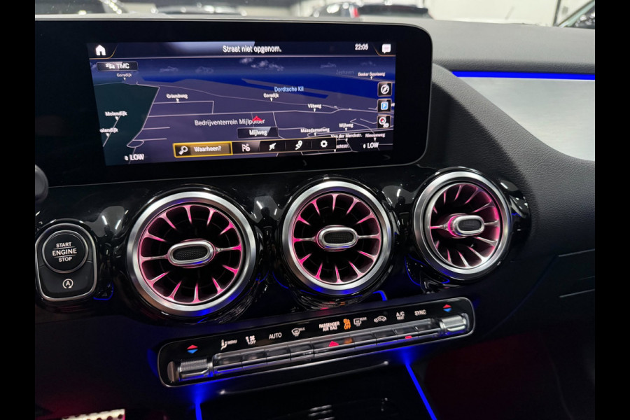 Mercedes-Benz B-Klasse 180 AMG-EDITION PREMIUM PLUS 19'' PANO/BURMESTER/STOEL-M/SFEERVERL/360CAM/DAB/CARPLAY///