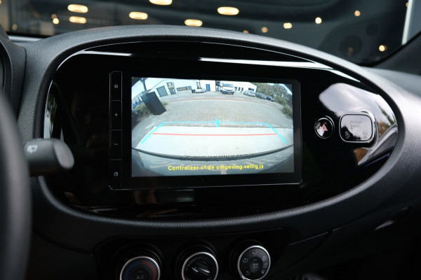 Toyota Aygo X 1.0 VVT-i MT *TeamPlayer* 11.440km!! Apple Carplay + Camera ALS NIEUW