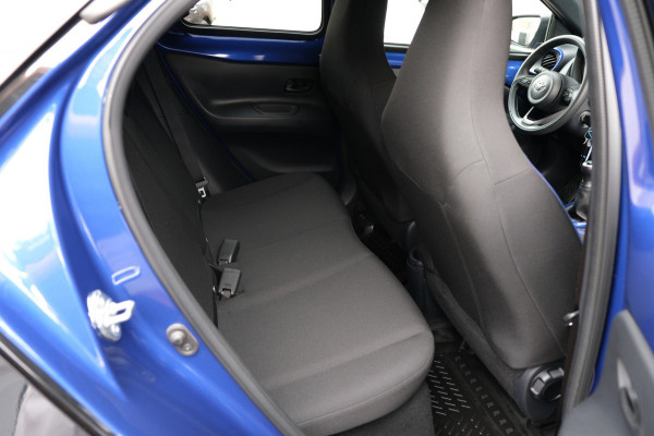 Toyota Aygo X 1.0 VVT-i MT *TeamPlayer* 11.440km!! Apple Carplay + Camera ALS NIEUW