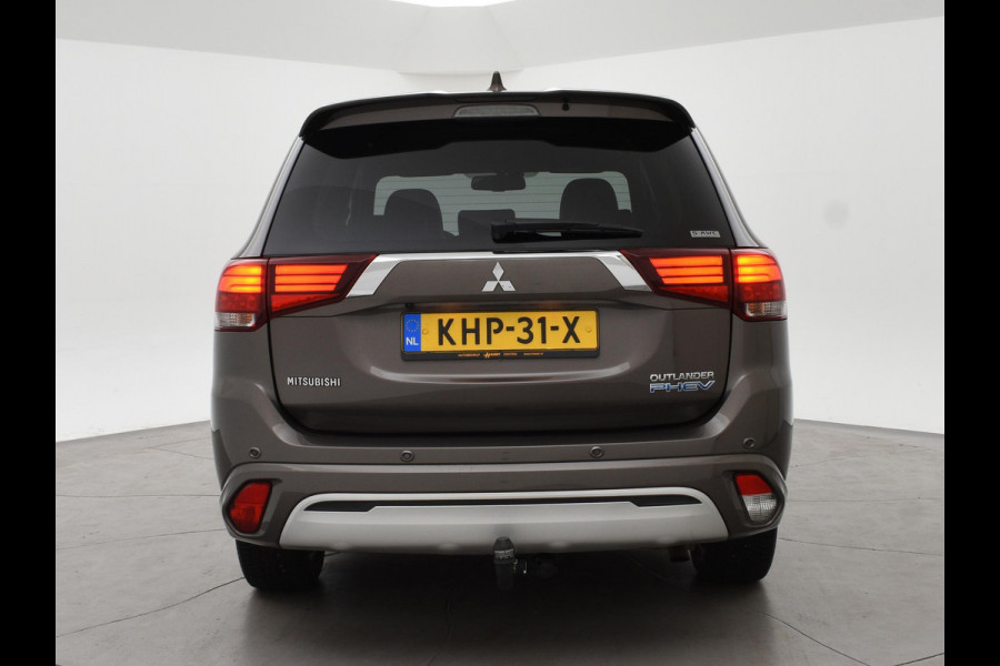 Mitsubishi Outlander 2.4 PHEV INTENSE+ 4WD + LEDER EXCLUSIVE | 360 CAMERA | CARPLAY | TREKHAAK | STOEL/STUURVERW.