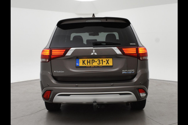 Mitsubishi Outlander 2.4 PHEV INTENSE+ 4WD + LEDER EXCLUSIVE | 360 CAMERA | CARPLAY | TREKHAAK | STOEL/STUURVERW.