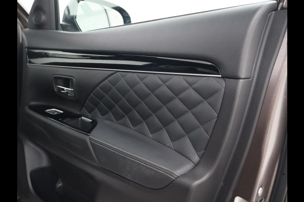 Mitsubishi Outlander 2.4 PHEV INTENSE+ 4WD + LEDER EXCLUSIVE | 360 CAMERA | CARPLAY | TREKHAAK | STOEL/STUURVERW.