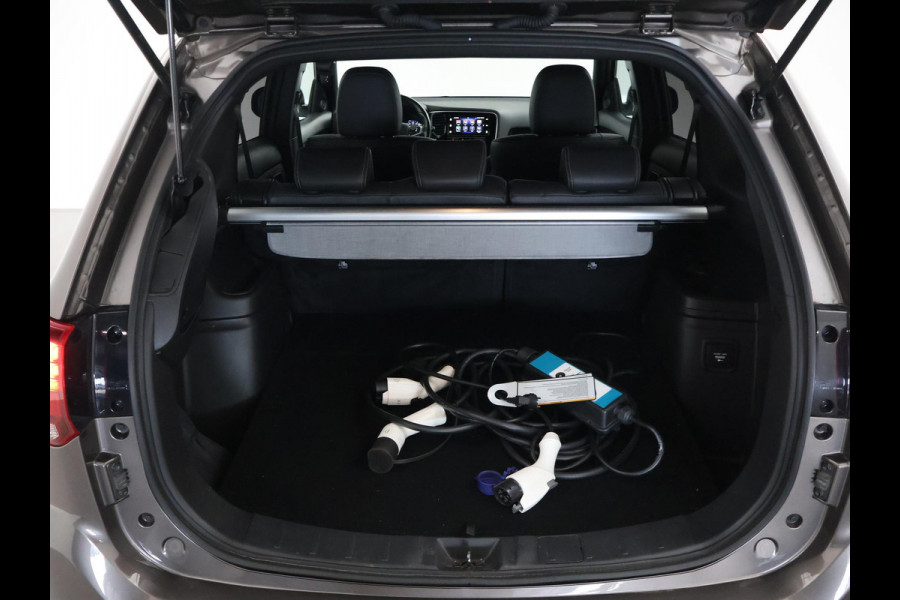 Mitsubishi Outlander 2.4 PHEV INTENSE+ 4WD + LEDER EXCLUSIVE | 360 CAMERA | CARPLAY | TREKHAAK | STOEL/STUURVERW.