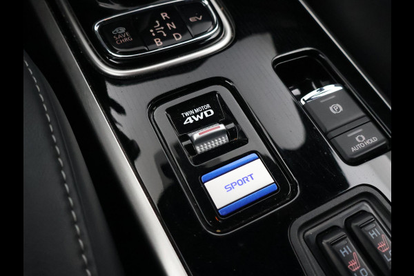 Mitsubishi Outlander 2.4 PHEV INTENSE+ 4WD + LEDER EXCLUSIVE | 360 CAMERA | CARPLAY | TREKHAAK | STOEL/STUURVERW.