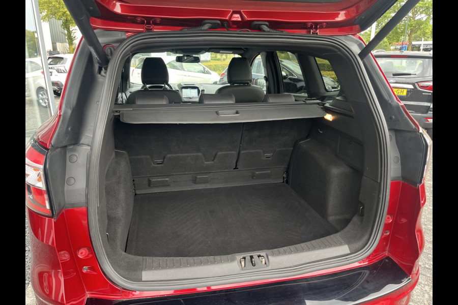 Ford Kuga 1.5 EcoBoost ST Line 150pk/110kW 6-bak | Trekhaak | Elek. achterklep | 19'' | Bi-Xenon | Climate | Navi | Camera | etc. etc.