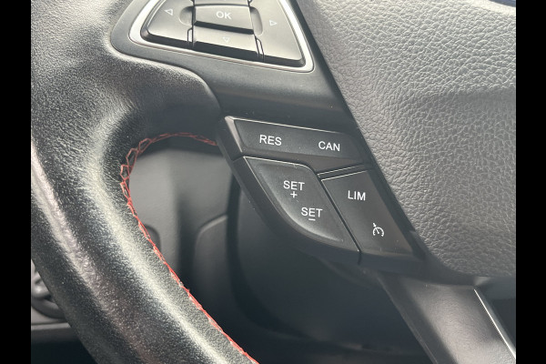 Ford Kuga 1.5 EcoBoost ST Line 150pk/110kW 6-bak | Trekhaak | Elek. achterklep | 19'' | Bi-Xenon | Climate | Navi | Camera | etc. etc.