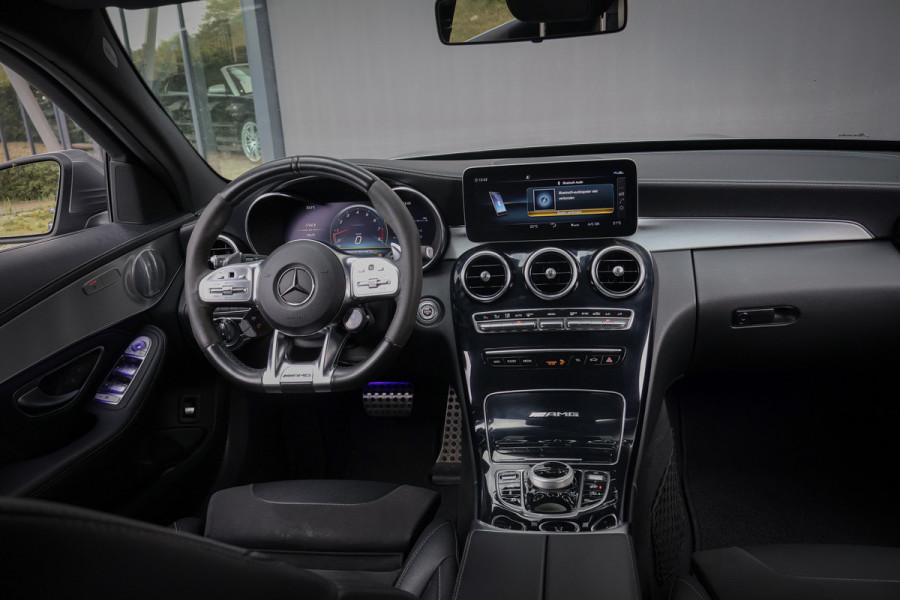 Mercedes-Benz C-Klasse Estate AMG C63S | KERAMISCH | TREKHAAK | STOELVERWARMING | CAMERA | FACELIFT | BURMESTER |
