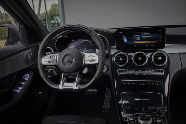 Mercedes-Benz C-Klasse Estate AMG C63S | KERAMISCH | TREKHAAK | STOELVERWARMING | CAMERA | FACELIFT | BURMESTER |