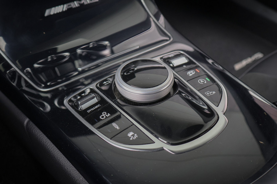 Mercedes-Benz C-Klasse Estate AMG C63S | KERAMISCH | TREKHAAK | STOELVERWARMING | CAMERA | FACELIFT | BURMESTER |