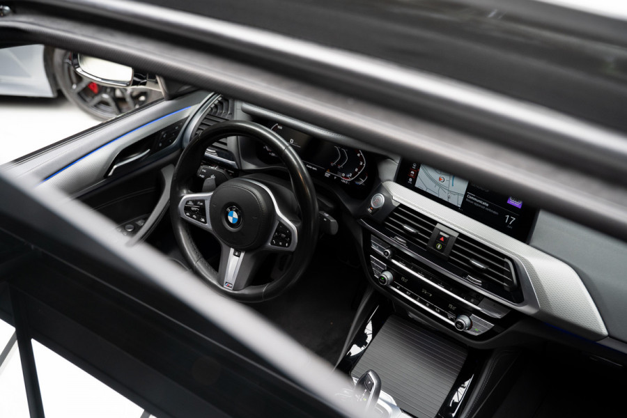 BMW X4 M40i NL auto NAP HUD Panodak 360° Harman K Keyless Entry & Go Elektr. uitklapbare trekhaak Memory seats Climate 21 inch LM