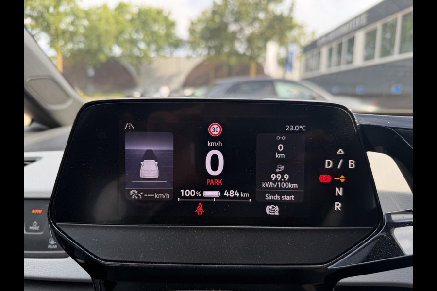 Volkswagen ID.3 Pro Edition Advantage 58 kWh 25.000 NAP | ORIGINEEL NL AUTO | VOLKSWAGEN DEALER ONDERHOUDEN | STOEL + STUURWIELVERWARMING | CAMERA | PDC | ADAPTIVE CRUISE | RIJKLAAR GELEVERD MET 12 MND BOVAG GARANTIE