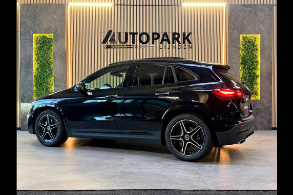 Mercedes-Benz GLA 200 AMG Line PANO|KEYLESSS|DODEHOEK|CARPLAY|CAMERA|SFEERVERLICHTING|19 INCH|DEALER ONDERHOUDEN|2024|VOL!