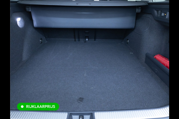 Volkswagen Passat Variant 1.5 eHybrid Elegance Bus. 204 PK | Elec. trekhaak | Stoel- & Stuurverwarming | Ergo stoelen met memory | All-season, Adaptive cruise, Navigatie, Stoelventilatie, HUD, Elektrische achterklep, DCC