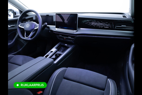Volkswagen Passat Variant 1.5 eHybrid Elegance Bus. 204 PK | Elec. trekhaak | Stoel- & Stuurverwarming | Ergo stoelen met memory | All-season, Adaptive cruise, Navigatie, Stoelventilatie, HUD, Elektrische achterklep, DCC