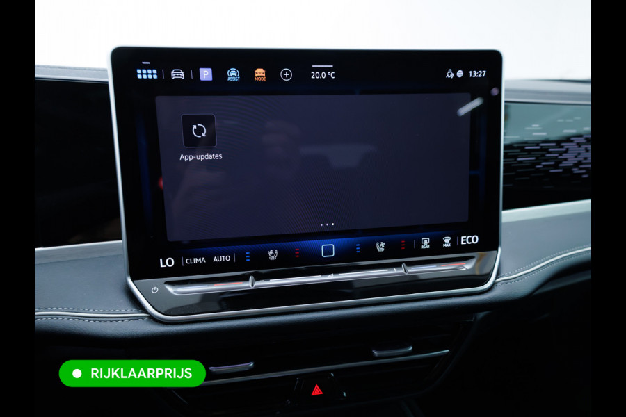 Volkswagen Passat Variant 1.5 eHybrid Elegance Bus. 204 PK | Elec. trekhaak | Stoel- & Stuurverwarming | Ergo stoelen met memory | All-season, Adaptive cruise, Navigatie, Stoelventilatie, HUD, Elektrische achterklep, DCC