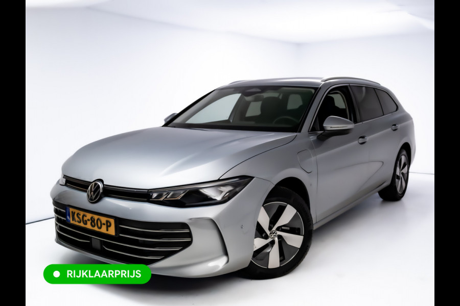 Volkswagen Passat Variant 1.5 eHybrid Elegance Bus. 204 PK | Elec. trekhaak | Stoel- & Stuurverwarming | Ergo stoelen met memory | All-season, Adaptive cruise, Navigatie, Stoelventilatie, HUD, Elektrische achterklep, DCC