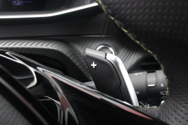Peugeot 208 1.2 Hybrid 145PK AUTOMAAT GT | ELEKTRISCH BEDIENBARE BESTUURDERSSTOEL MET MASSAGE FUNCTIE | ALCANTARA BEKLEDING | STOEL VERWARMING | ADAPTIVE CRUISE CONTROL | DAB+ RADIO | APPLE CARPLAY/ANDROID AUTO | FULL LED KOPLAMPEN | KEYLESS ENTRY/START | 17" LICHTMETALEN VELGEN | CLIMATE CONTROL | PARKEERSENSOREN VOOR + ACHTER | CAMERA VOOR + ACHTER | DODEHOEK DETECTIE |