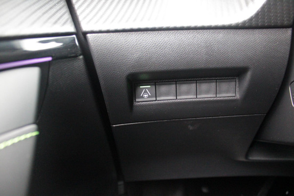 Peugeot 208 1.2 Hybrid 145PK AUTOMAAT GT | ELEKTRISCH BEDIENBARE BESTUURDERSSTOEL MET MASSAGE FUNCTIE | ALCANTARA BEKLEDING | STOEL VERWARMING | ADAPTIVE CRUISE CONTROL | DAB+ RADIO | APPLE CARPLAY/ANDROID AUTO | FULL LED KOPLAMPEN | KEYLESS ENTRY/START | 17" LICHTMETALEN VELGEN | CLIMATE CONTROL | PARKEERSENSOREN VOOR + ACHTER | CAMERA VOOR + ACHTER | DODEHOEK DETECTIE |
