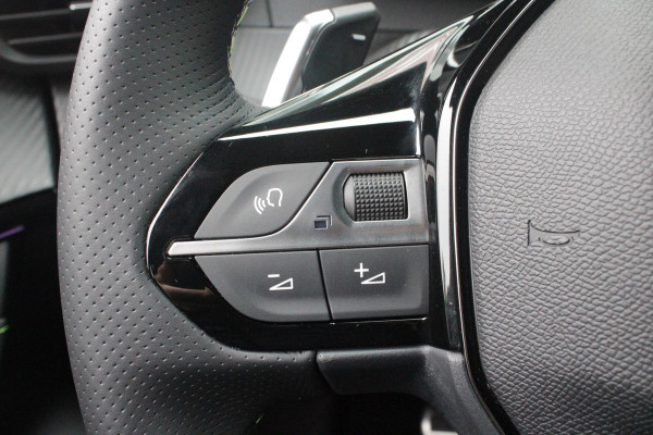 Peugeot 208 1.2 Hybrid 145PK AUTOMAAT GT | ELEKTRISCH BEDIENBARE BESTUURDERSSTOEL MET MASSAGE FUNCTIE | ALCANTARA BEKLEDING | STOEL VERWARMING | ADAPTIVE CRUISE CONTROL | DAB+ RADIO | APPLE CARPLAY/ANDROID AUTO | FULL LED KOPLAMPEN | KEYLESS ENTRY/START | 17" LICHTMETALEN VELGEN | CLIMATE CONTROL | PARKEERSENSOREN VOOR + ACHTER | CAMERA VOOR + ACHTER | DODEHOEK DETECTIE |