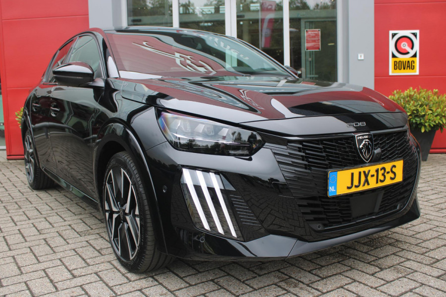 Peugeot 208 1.2 Hybrid 145PK AUTOMAAT GT | ELEKTRISCH BEDIENBARE BESTUURDERSSTOEL MET MASSAGE FUNCTIE | ALCANTARA BEKLEDING | STOEL VERWARMING | ADAPTIVE CRUISE CONTROL | DAB+ RADIO | APPLE CARPLAY/ANDROID AUTO | FULL LED KOPLAMPEN | KEYLESS ENTRY/START | 17" LICHTMETALEN VELGEN | CLIMATE CONTROL | PARKEERSENSOREN VOOR + ACHTER | CAMERA VOOR + ACHTER | DODEHOEK DETECTIE |