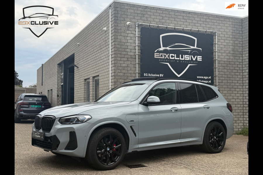 BMW X3 XDrive30e High Executive PANO|CAMERA|HUD|BMW LASER|