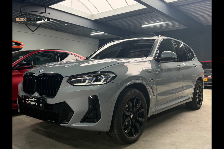 BMW X3 XDrive30e High Executive PANO|CAMERA|HUD|BMW LASER|