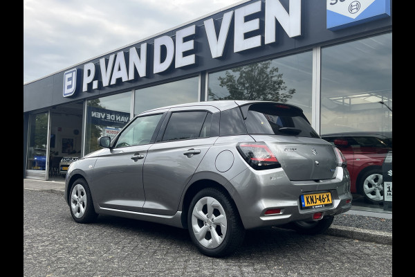 Suzuki Swift 1.2 Smart Hybrid Select | Adapt. Cruise | Camera | Stoelverwarming | 16'' | Dodehoek | Carplay/Android Auto | Smart Entry |