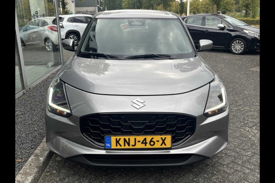 Suzuki Swift 1.2 Smart Hybrid Select | Adapt. Cruise | Camera | Stoelverwarming | 16'' | Dodehoek | Carplay/Android Auto | Smart Entry |
