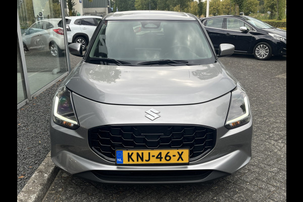 Suzuki Swift 1.2 Smart Hybrid Select | Adapt. Cruise | Camera | Stoelverwarming | 16'' | Dodehoek | Carplay/Android Auto | Smart Entry |