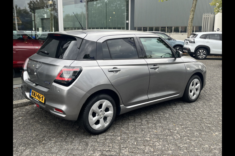 Suzuki Swift 1.2 Smart Hybrid Select | Adapt. Cruise | Camera | Stoelverwarming | 16'' | Dodehoek | Carplay/Android Auto | Smart Entry |
