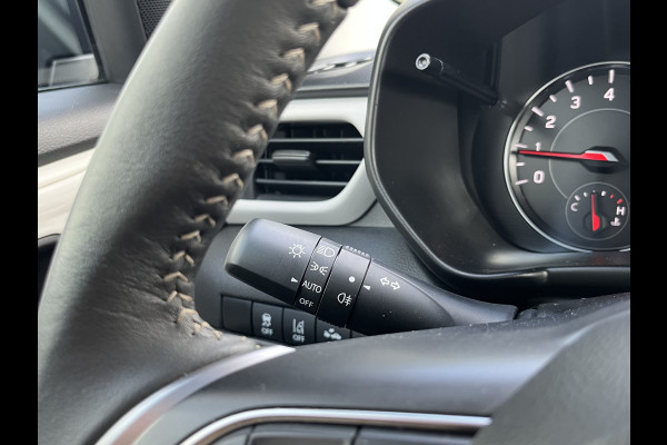 Suzuki Swift 1.2 Smart Hybrid Select | Adapt. Cruise | Camera | Stoelverwarming | 16'' | Dodehoek | Carplay/Android Auto | Smart Entry |