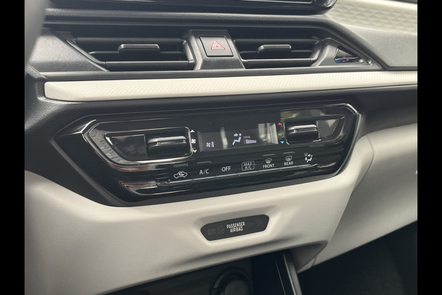Suzuki Swift 1.2 Smart Hybrid Select | Adapt. Cruise | Camera | Stoelverwarming | 16'' | Dodehoek | Carplay/Android Auto | Smart Entry |