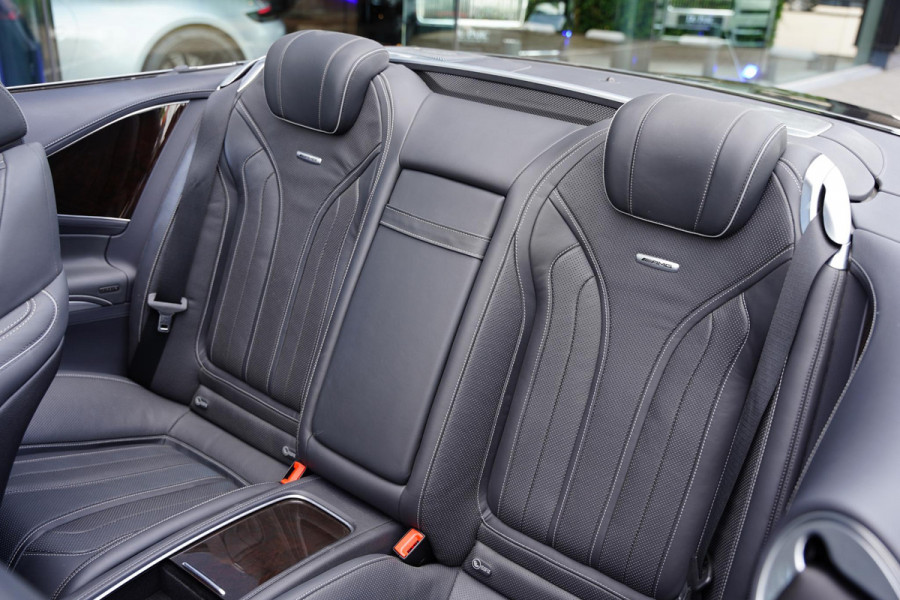 Mercedes-Benz S-Klasse 63 AMG Cabriolet 4-Matic / Nachtzicht / Burmester