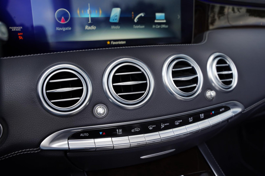 Mercedes-Benz S-Klasse 63 AMG Cabriolet 4-Matic / Nachtzicht / Burmester