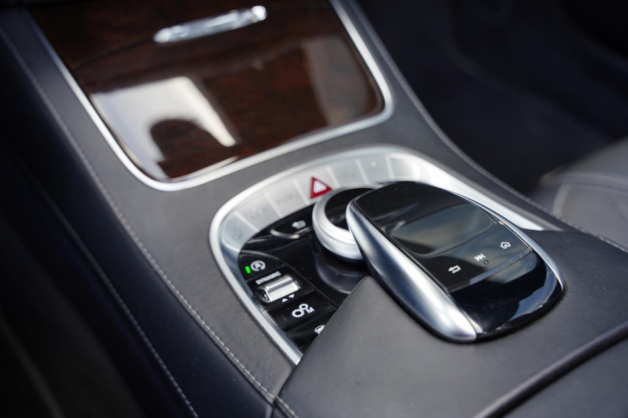 Mercedes-Benz S-Klasse 63 AMG Cabriolet 4-Matic / Nachtzicht / Burmester