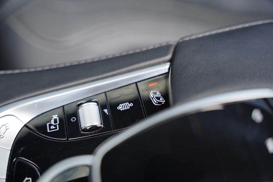 Mercedes-Benz S-Klasse 63 AMG Cabriolet 4-Matic / Nachtzicht / Burmester