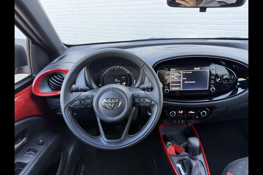 Toyota Aygo X 1.0 VVT-i S-CVT Pulse | Carplay | Camera | ACC | Stoelverwarming