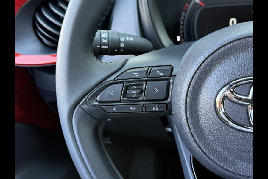 Toyota Aygo X 1.0 VVT-i S-CVT Pulse | Carplay | Camera | ACC | Stoelverwarming